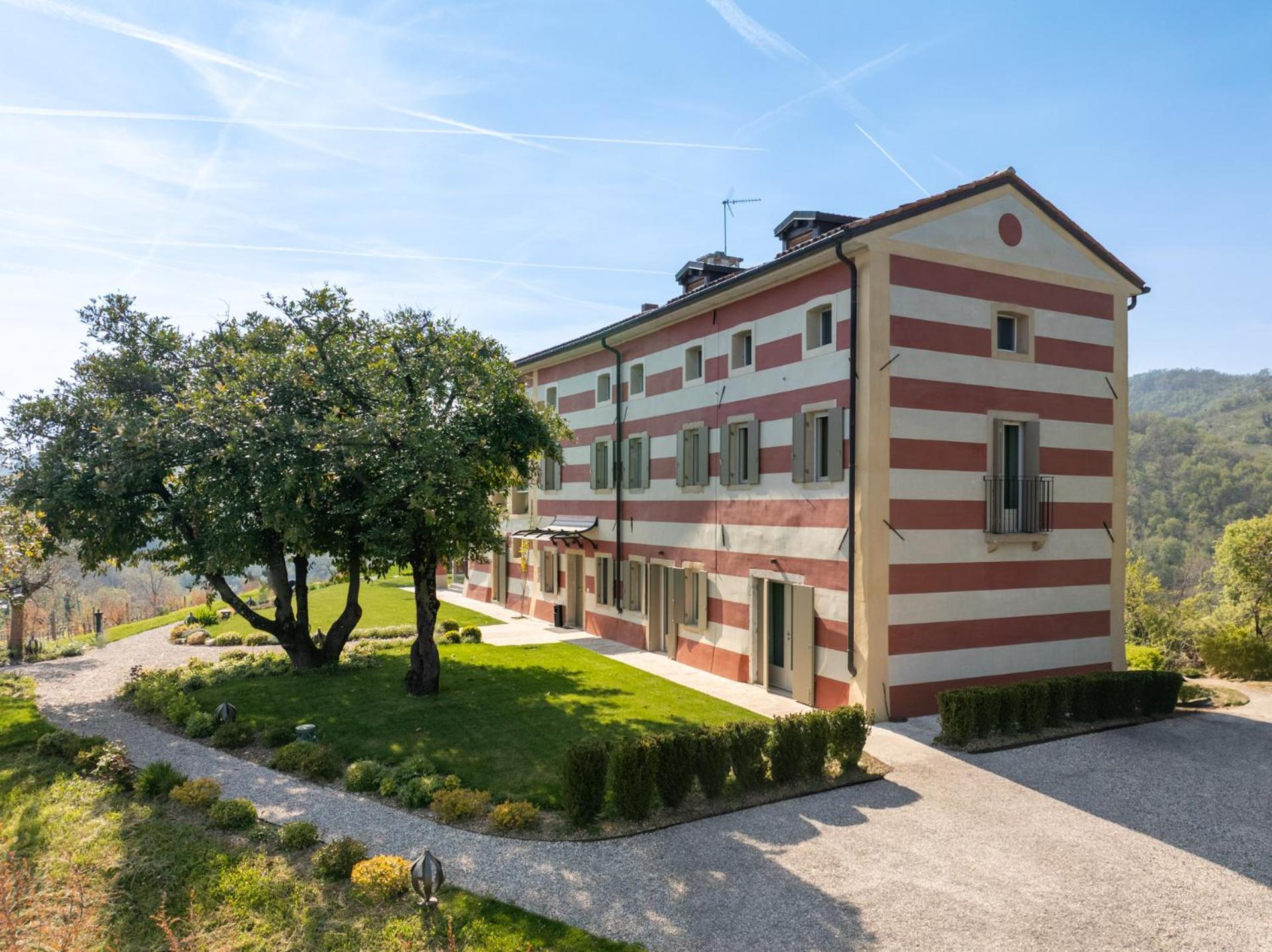 Tenuta Duchi Corbanus Corbanese Luaran gambar